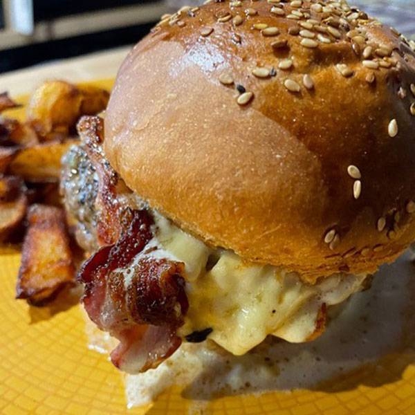 L'intrus - Restaurant Pizzeria Chantonnay - les meilleurs restaurant de CHANTONNAY