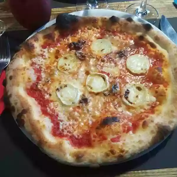 L'intrus - Restaurant Pizzeria Chantonnay - Cuisine de Bistrot